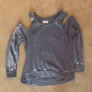 Open shoulder sweatshirt